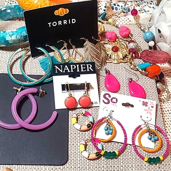 Huge Hot Summer ☀️ Brights 17-Item Jewelry Fiesta! BCBG, J.Crew, Baublebar, more - Picture 11 of 16